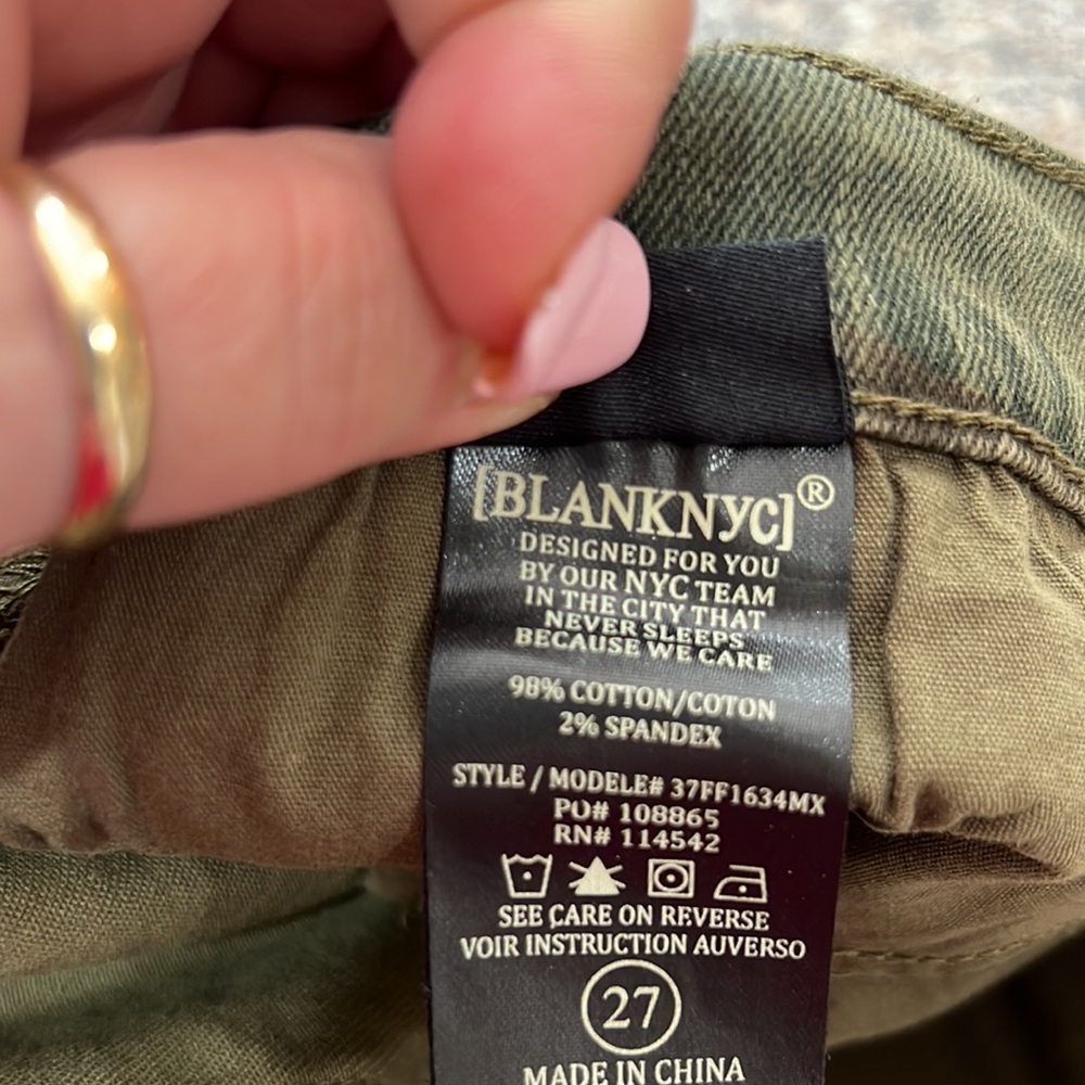 Blank NYC -The Reade Crop-size 27 - Picture 10 of 10